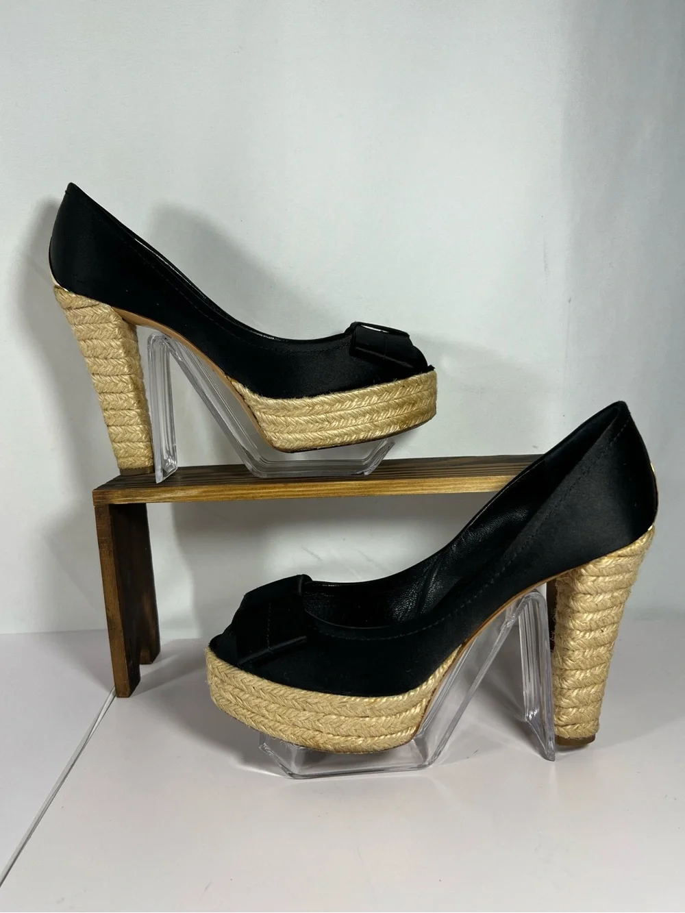 7246: Louis Vuitton Black Satin Espadrille Platform Pumps Heels Size 39